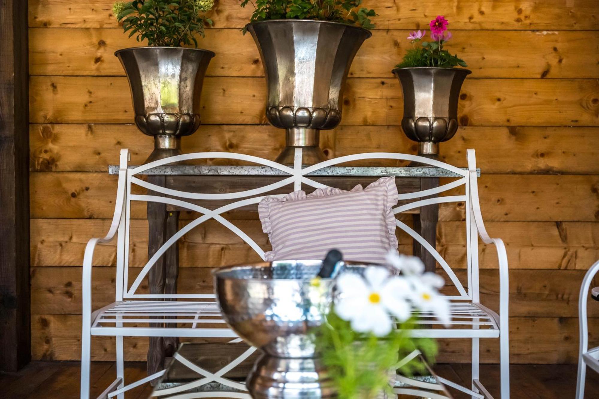 Large Country Cottage, Sleeps 8 - Spa Facilities, Garden Bar, Catering Services, Free Parking, Nature Reserve, Hen Parties Scunthorpe Exterior photo